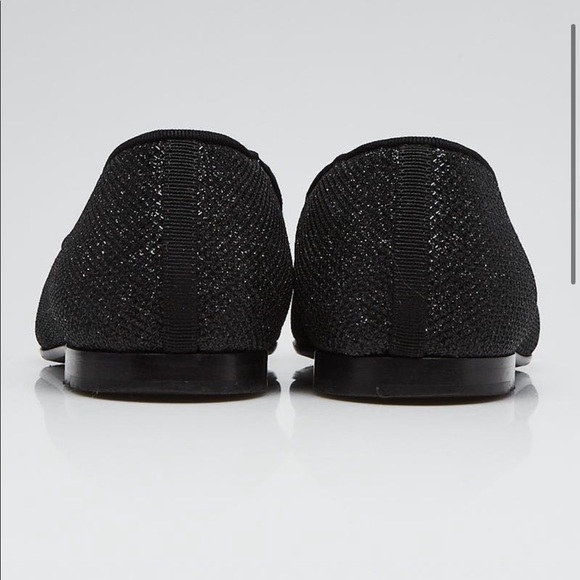 CHANEL - Picture 3 of 5